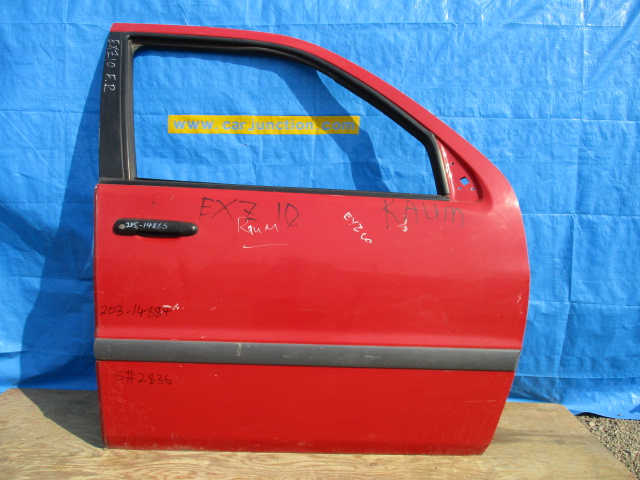 Used Toyota Raum DOOR GLASS FRONT RIGHT